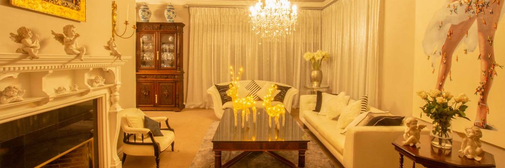 grand lux living room